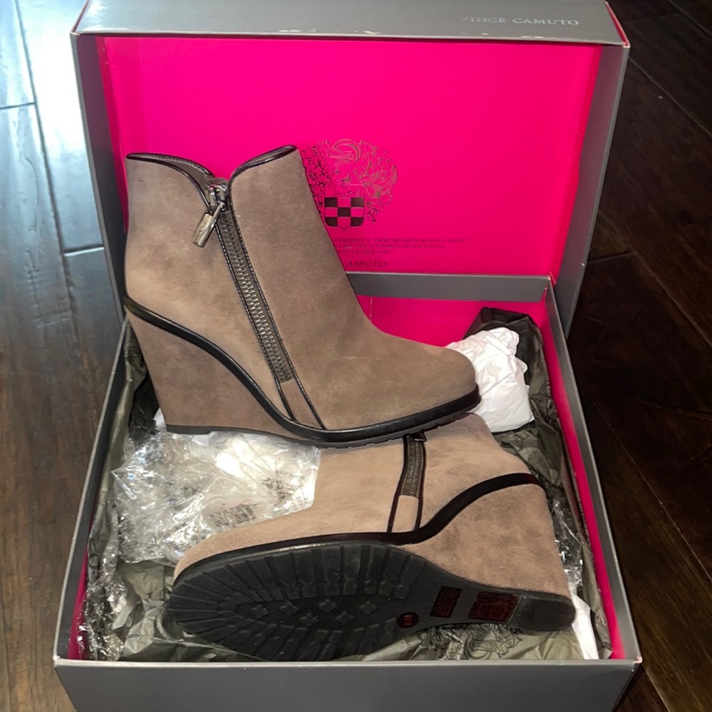 brown boots